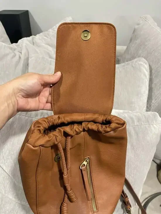 Universal Thread - Picture 7 of 9